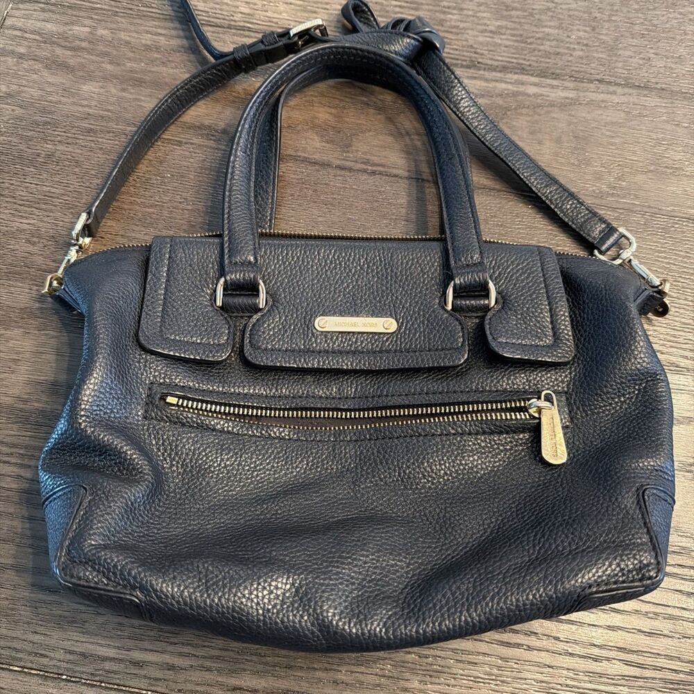 Vintage Michael Kors Black Pebbled Gold Hardware Crossbody Shoulder Hand Bag